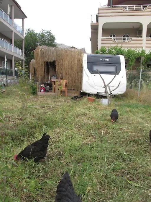 Cinar Karavan Marmaris Turkije
